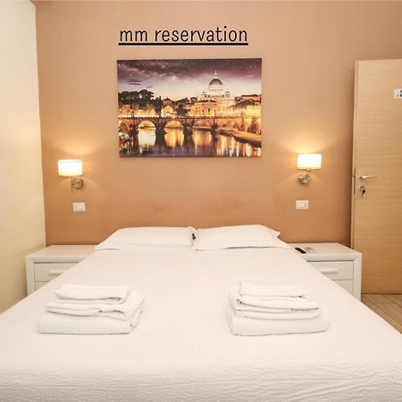Le Ghiande Guest House กาซาล ปาล็อกโก ภายนอก รูปภาพ